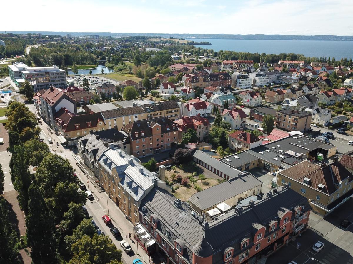 Huskvarna Stadshotell Екстериор снимка